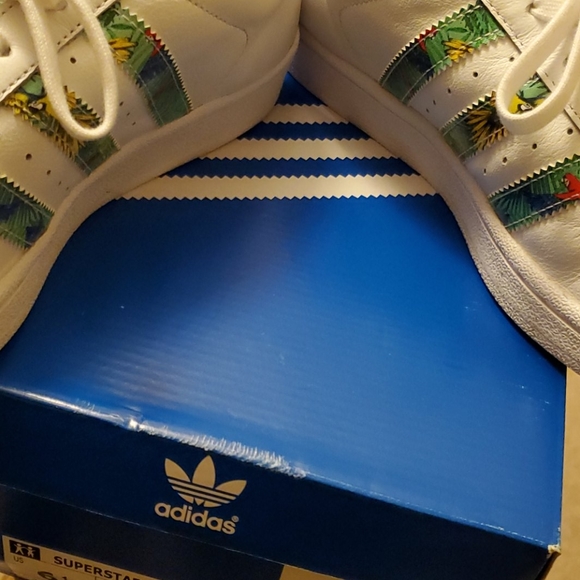 Adidas sneakers - Picture 5 of 9